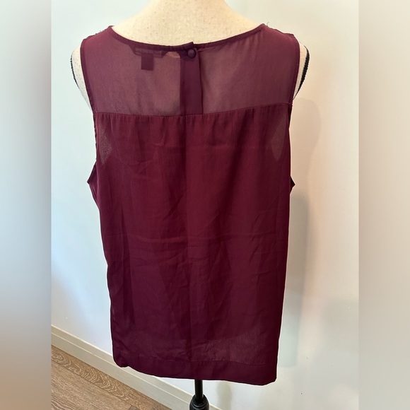 American  Eagle Outfitters Burgundy Pleated front with Floral Design XL - Picture 4 of 8